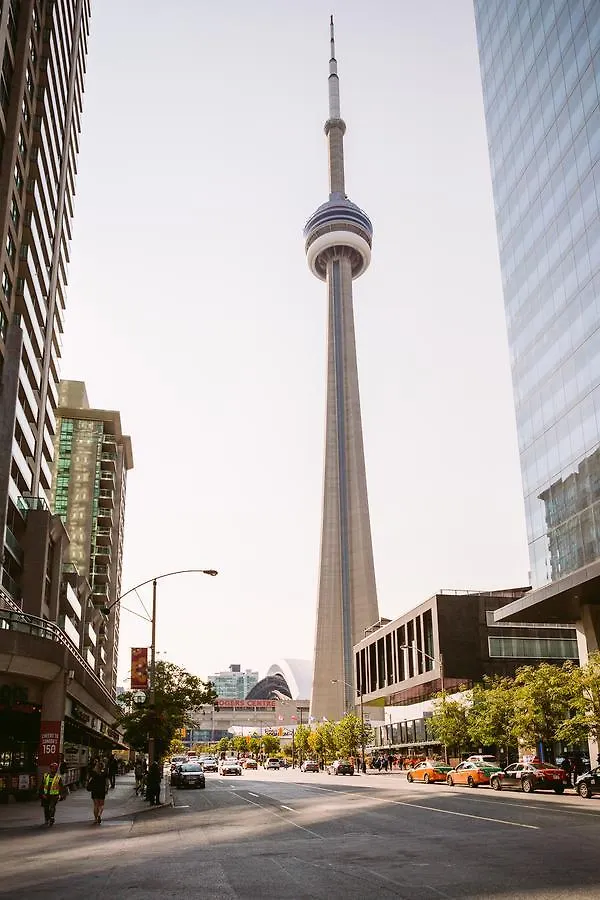 Classic & Trendy Yorkville Condo Toronto Apartment