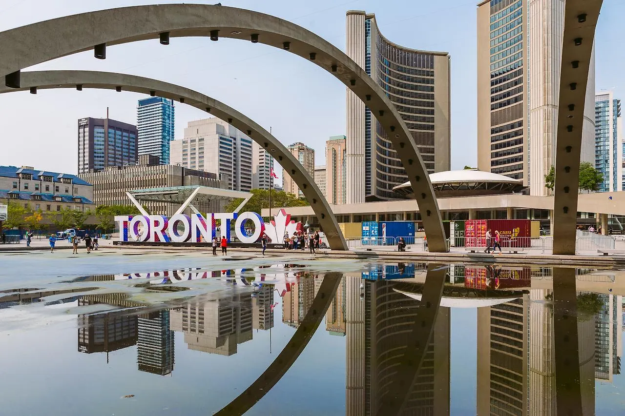 Classic & Trendy Yorkville Condo Toronto